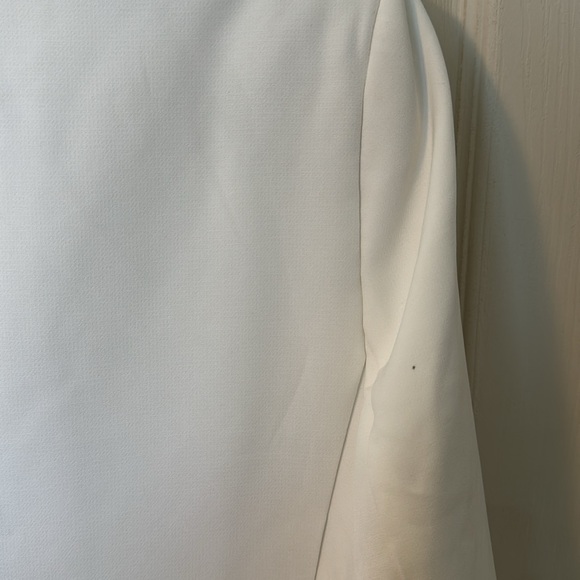 Oversized White Blazer - Picture 7 of 7